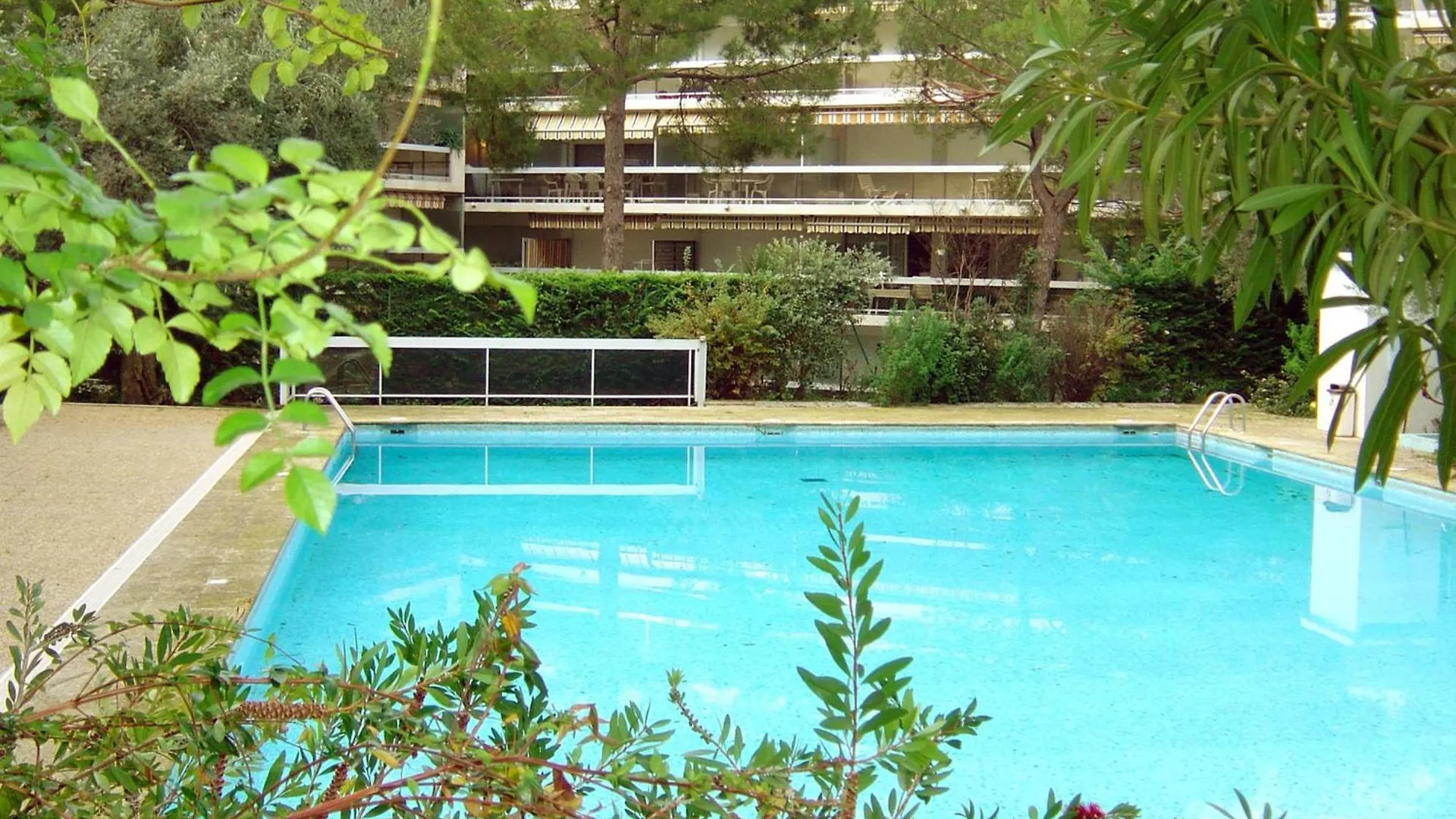 アパート Le Mas Du Tanit - Appartement Olympe - Juan Les Pins アンティーブ